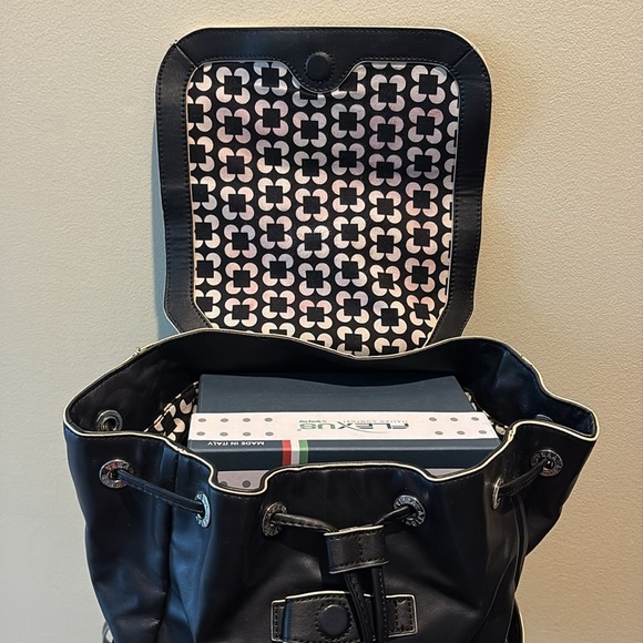 Vera Bradley  backpack   vegan leather  black/white edging cinch top/flap NWOT - Picture 13 of 17